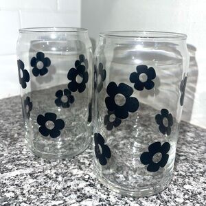 Pepper Boutique Flower Glass Cups